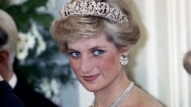 FOTO // Cum ar fi arătat astăzi prințesa Diana: O eleganță cum rar se vede la o femeie
